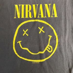 VTG Nirvana 1992 Smiley Graphic T-Shirt Gilden